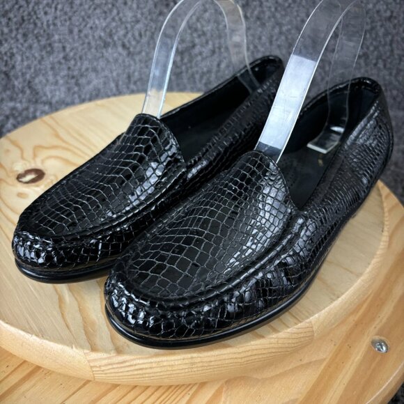 SAS Shiny Black Textured Loafers - Picture 2 of 9